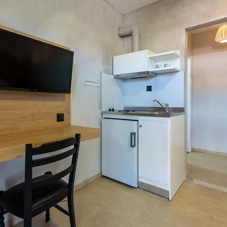 ניי פורי Bemyguest Comfort Zefyros מראה חיצוני תמונה