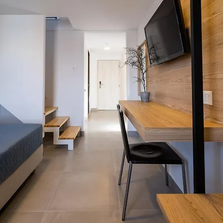 ניי פורי Bemyguest Comfort Zefyros מראה חיצוני תמונה