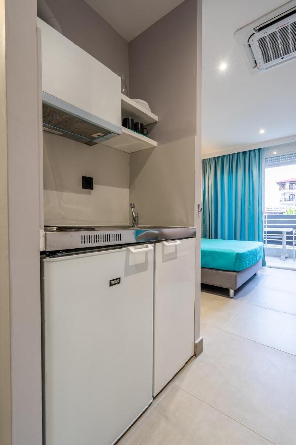 Bemyguest Comfort Zefyros 3* Neoi Poroi